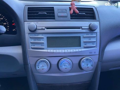 Toyota Camry 2008 - фото 20