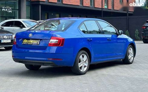 Skoda Octavia 2018 - фото 6