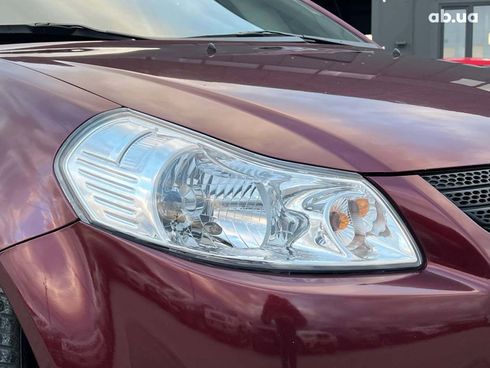 Suzuki SX4 2010 красный - фото 11