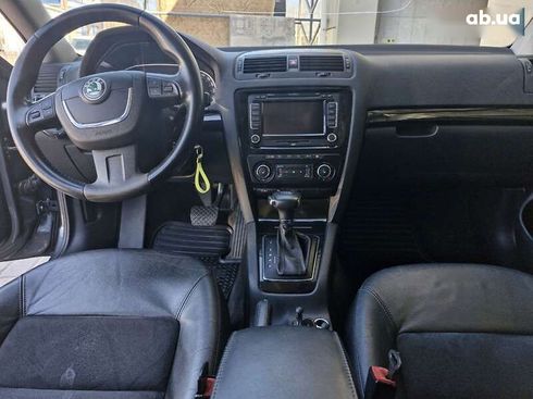 Skoda Octavia 2010 - фото 18