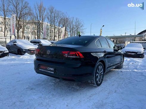 Volkswagen Passat 2020 - фото 12
