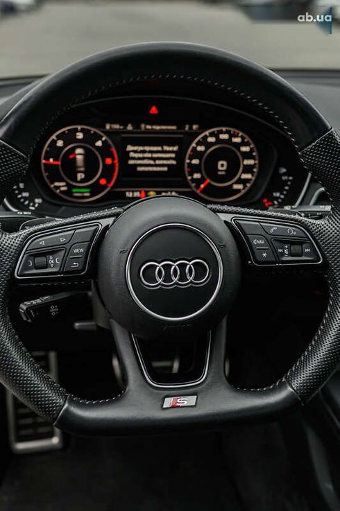 Audi A4 2019 - фото 24