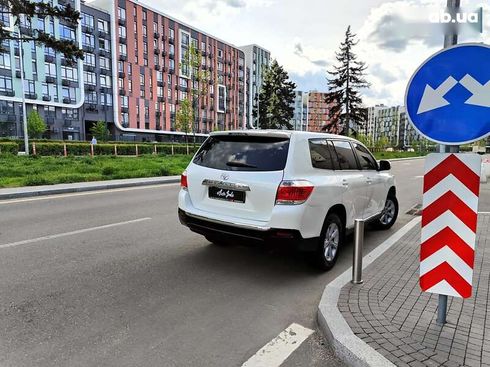 Toyota Highlander 2012 - фото 26