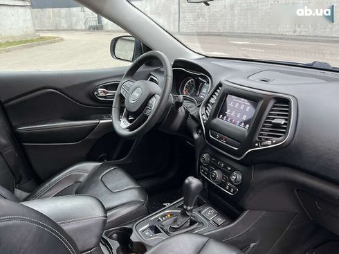 Jeep Cherokee 2020 - фото 28