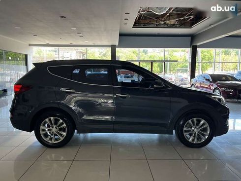 Hyundai Santa Fe 2015 - фото 8