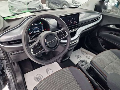 Fiat 500E 2022 - фото 28