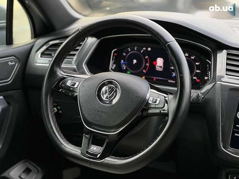 Volkswagen Tiguan 2019 - фото 12