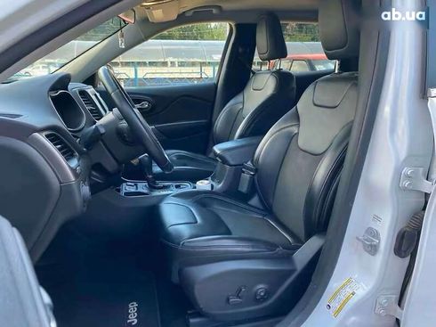 Jeep Cherokee 2018 - фото 15