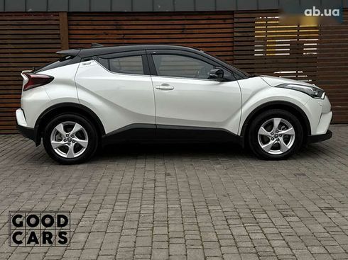 Toyota C-HR 2018 - фото 8