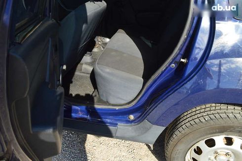 Renault Duster 2012 - фото 11