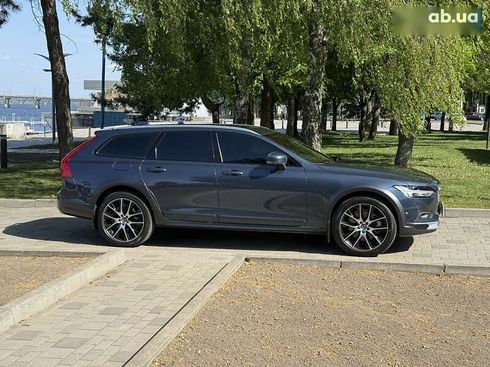 Volvo V90 Cross Country 2020 - фото 6