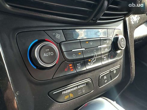 Ford Escape 2017 - фото 22