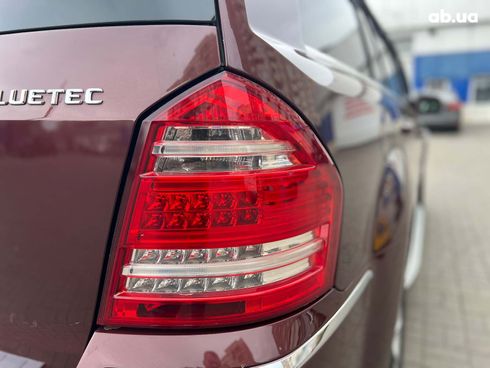 Mercedes-Benz GL-Класс 2010 красный - фото 13