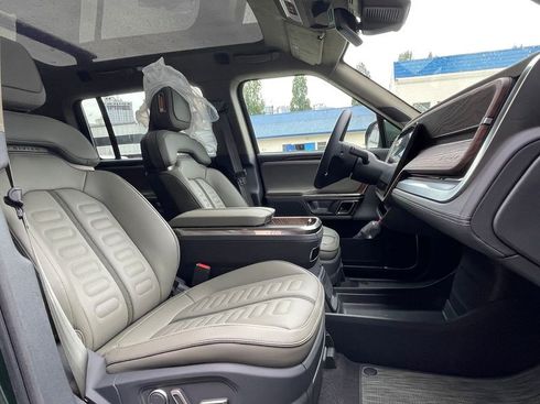 Rivian R1S 2023 - фото 20