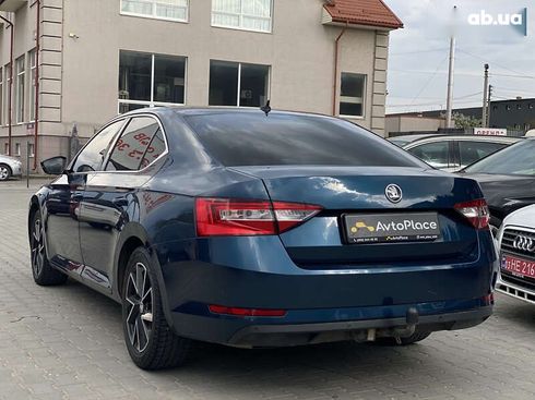 Skoda Superb 2018 - фото 25