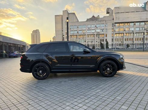 Bentley Bentayga 2021 - фото 8