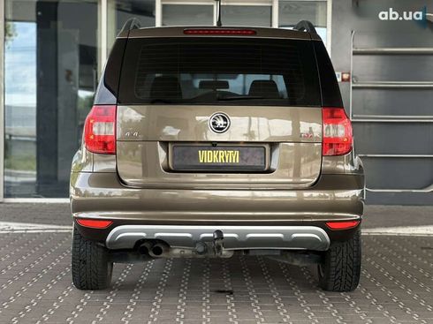 Skoda Yeti 2012 - фото 14
