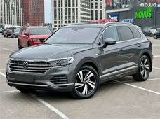 Купить Volkswagen Touareg бу в Украине - купить на Автобазаре