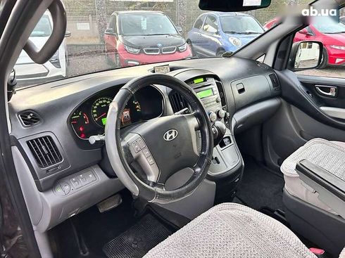Hyundai H-1 2012 - фото 13