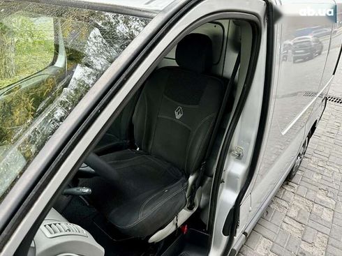 Renault Trafic 2013 - фото 18