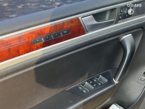 Volkswagen Touareg 2014 черный - фото 31