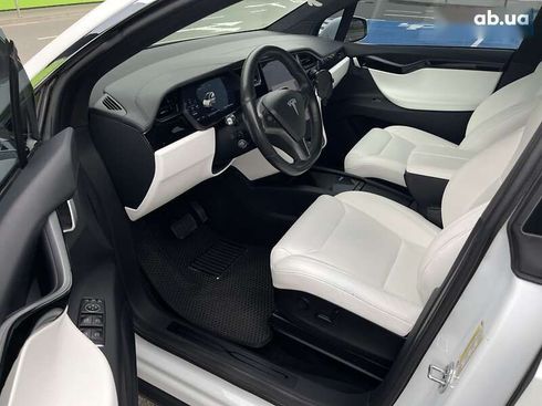 Tesla Model X 2019 - фото 20