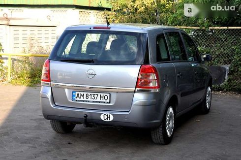 Opel Zafira 2009 - фото 28