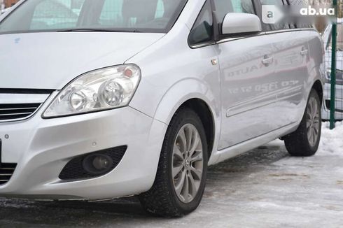 Opel Zafira 2011 - фото 13