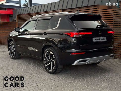 Mitsubishi Outlander 2022 - фото 5