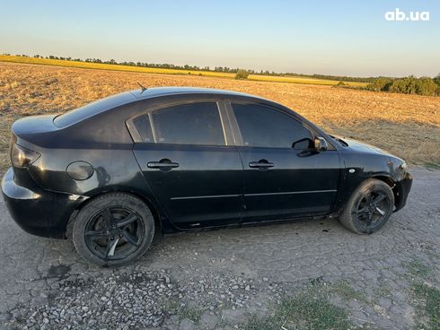 Mazda 3 2006 черный - фото 3