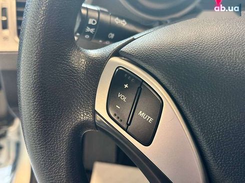 Hyundai Elantra 2012 - фото 20