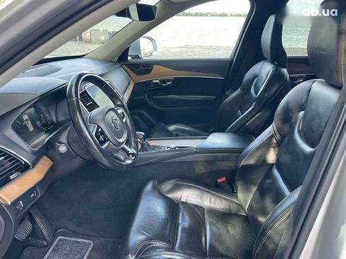 Volvo XC90 2018 - фото 20