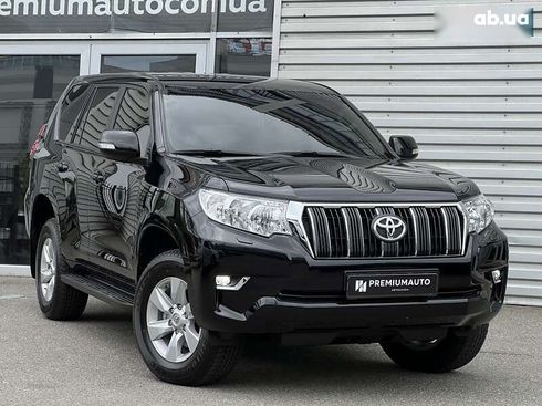 Toyota Land Cruiser Prado 2023 - фото 2
