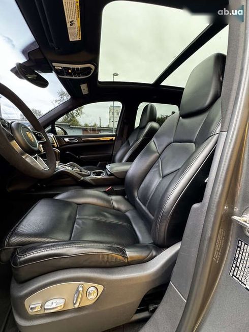 Porsche Cayenne 2015 - фото 23