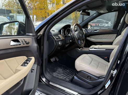 Mercedes-Benz GL-Класс 2015 - фото 18