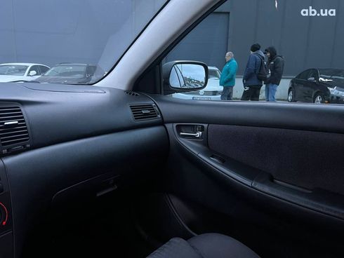 Toyota Corolla 2002 серый - фото 29