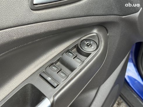 Ford Escape 2015 синий - фото 13