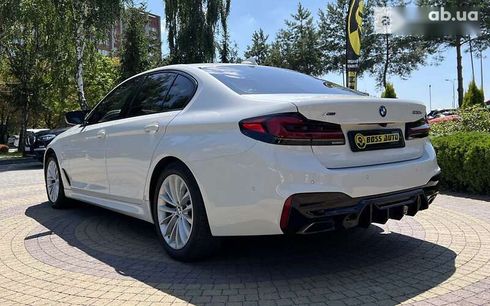 BMW 5 серия 2020 - фото 11