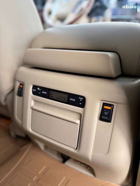 Infiniti QX80 2016 - фото 17