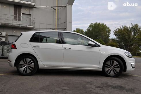 Volkswagen e-Golf 2018 - фото 23