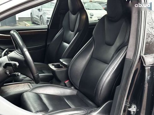 Tesla Model X 2019 - фото 12