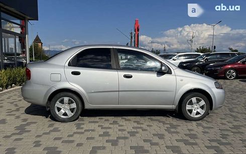 Chevrolet Aveo 2005 - фото 7