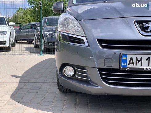 Peugeot 5008 2011 - фото 9