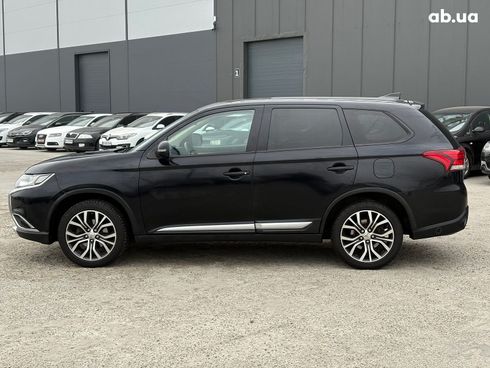 Mitsubishi Outlander 2017 черный - фото 12