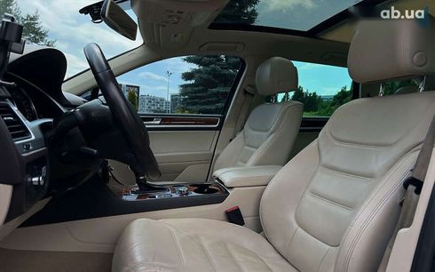 Volkswagen Touareg 2012 - фото 19
