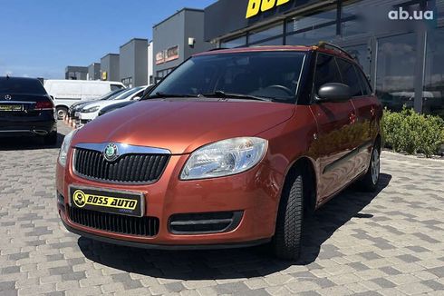 Skoda Fabia 2009 - фото 3