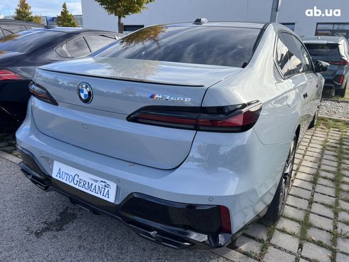 BMW 7 серия 2023 - фото 3