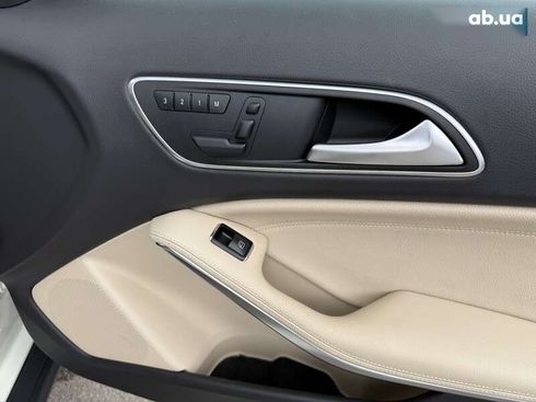 Mercedes-Benz GLA-Класс 2016 - фото 30
