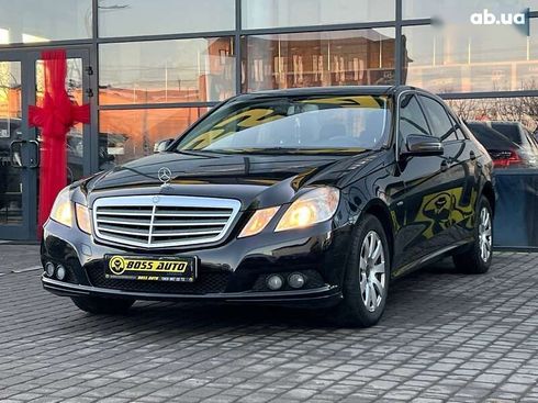 Mercedes-Benz E-Класс 2010 - фото 3