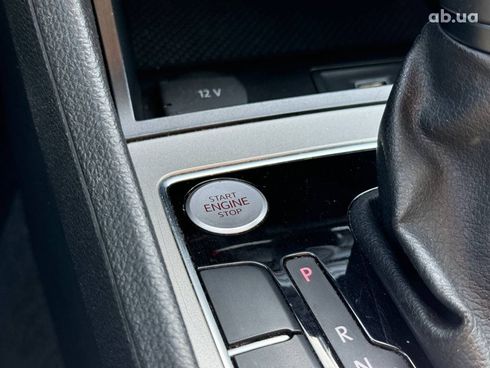 Volkswagen Passat 2021 серый - фото 37